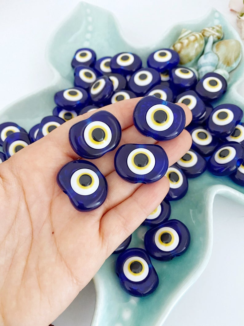 10 pcs Blue evil eye charm, unique wedding favors, resin evil eye